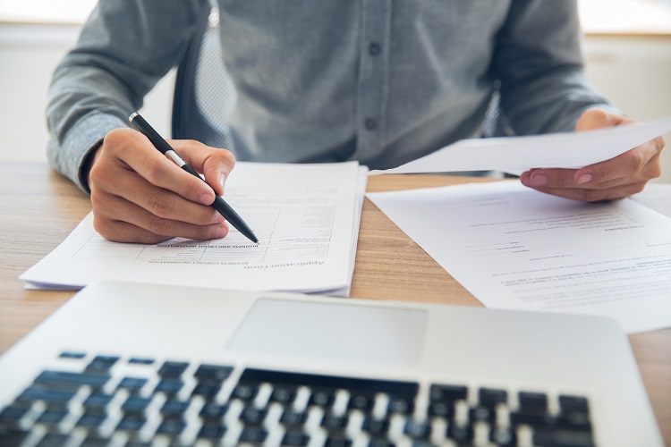 Verify Applicant Qualifications